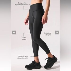 High-Waist Black Sculpting 7/8 Airl Leggings